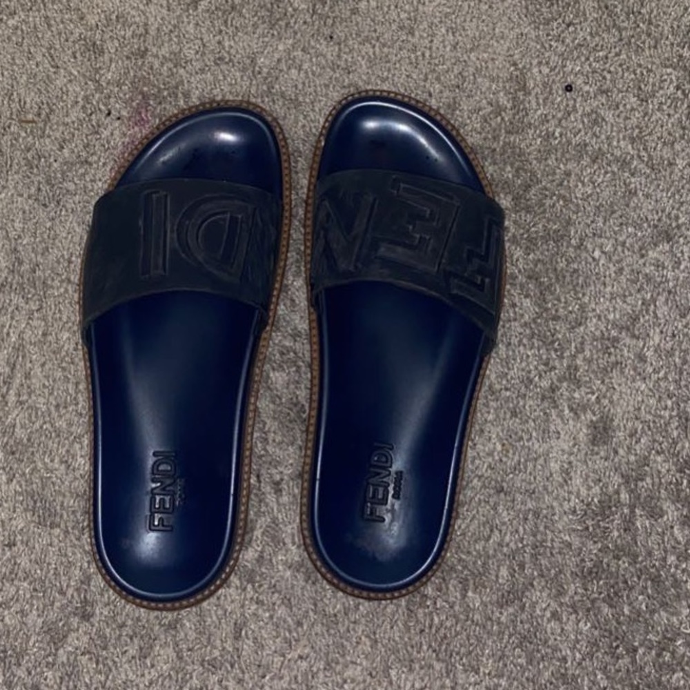 Fendi men’s sandals bue nero- size 9